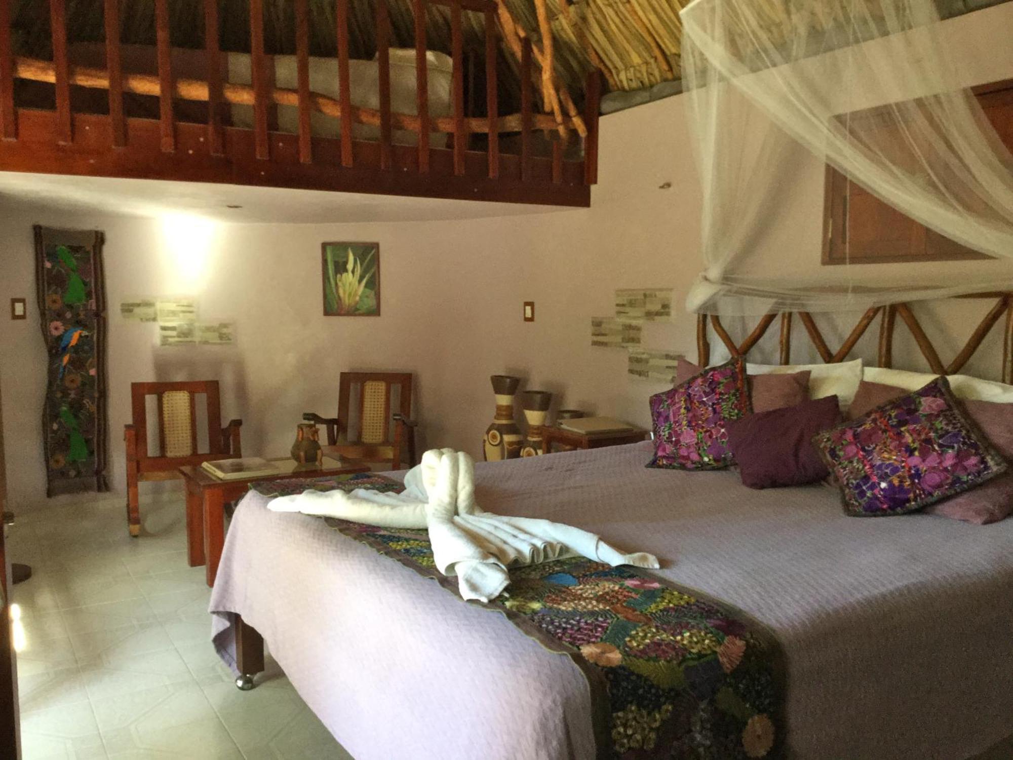 The Pickled Onion B&B And Restaurant Uxmal Santa Elena Oda fotoğraf