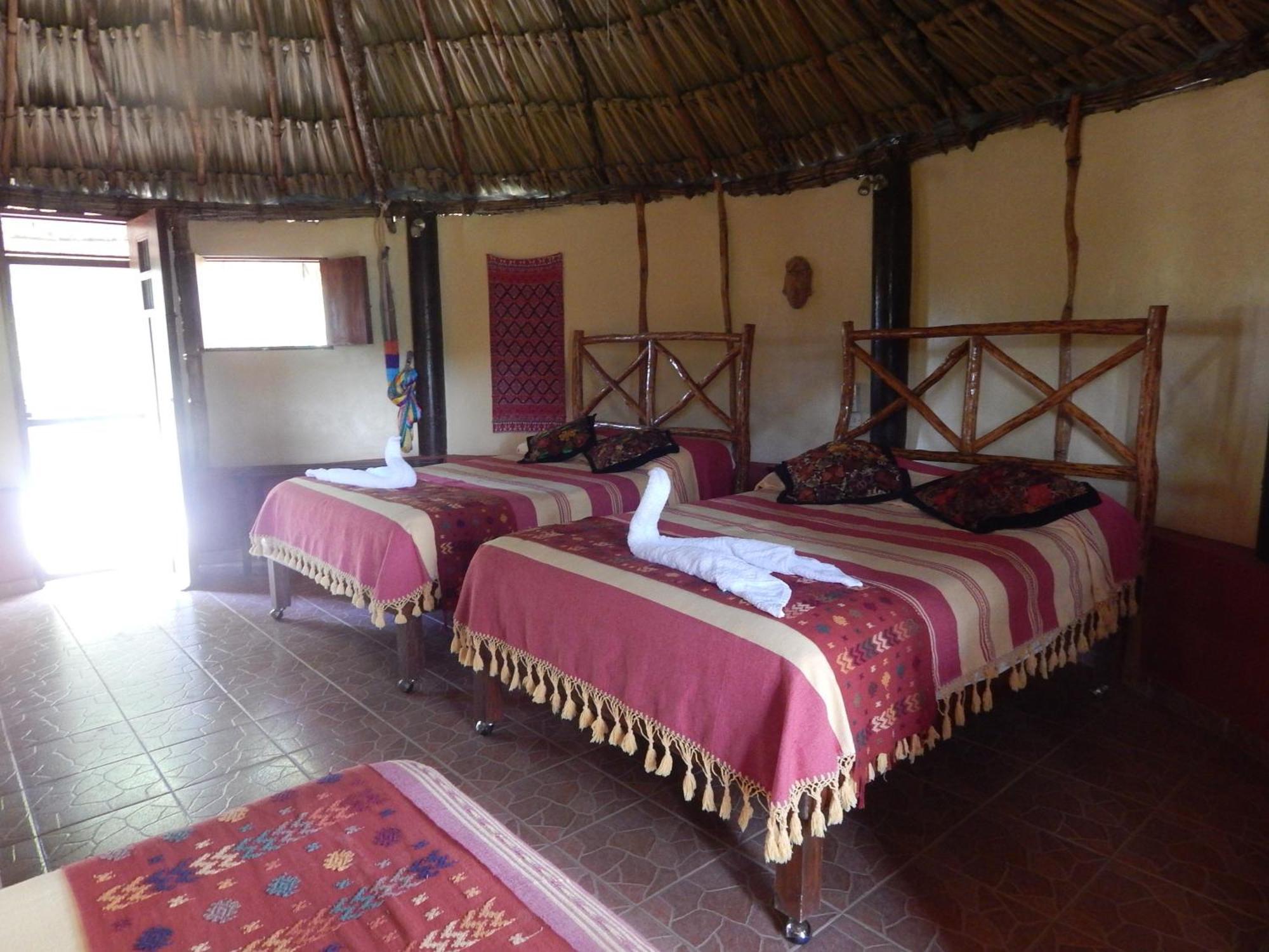 The Pickled Onion B&B And Restaurant Uxmal Santa Elena Oda fotoğraf