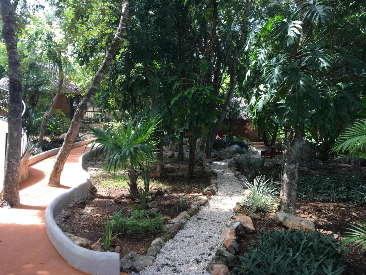 The Pickled Onion B&B And Restaurant Uxmal Santa Elena Dış mekan fotoğraf